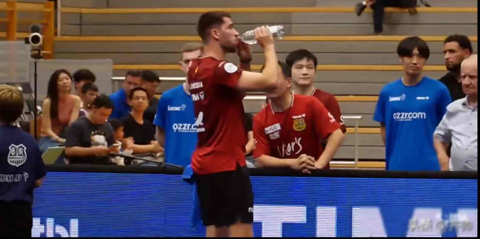 今晨波尔图备战德国杯,迎来里程碑细节曝光,震撼外界,更衣室氛围转暖 -竞技宝电竞