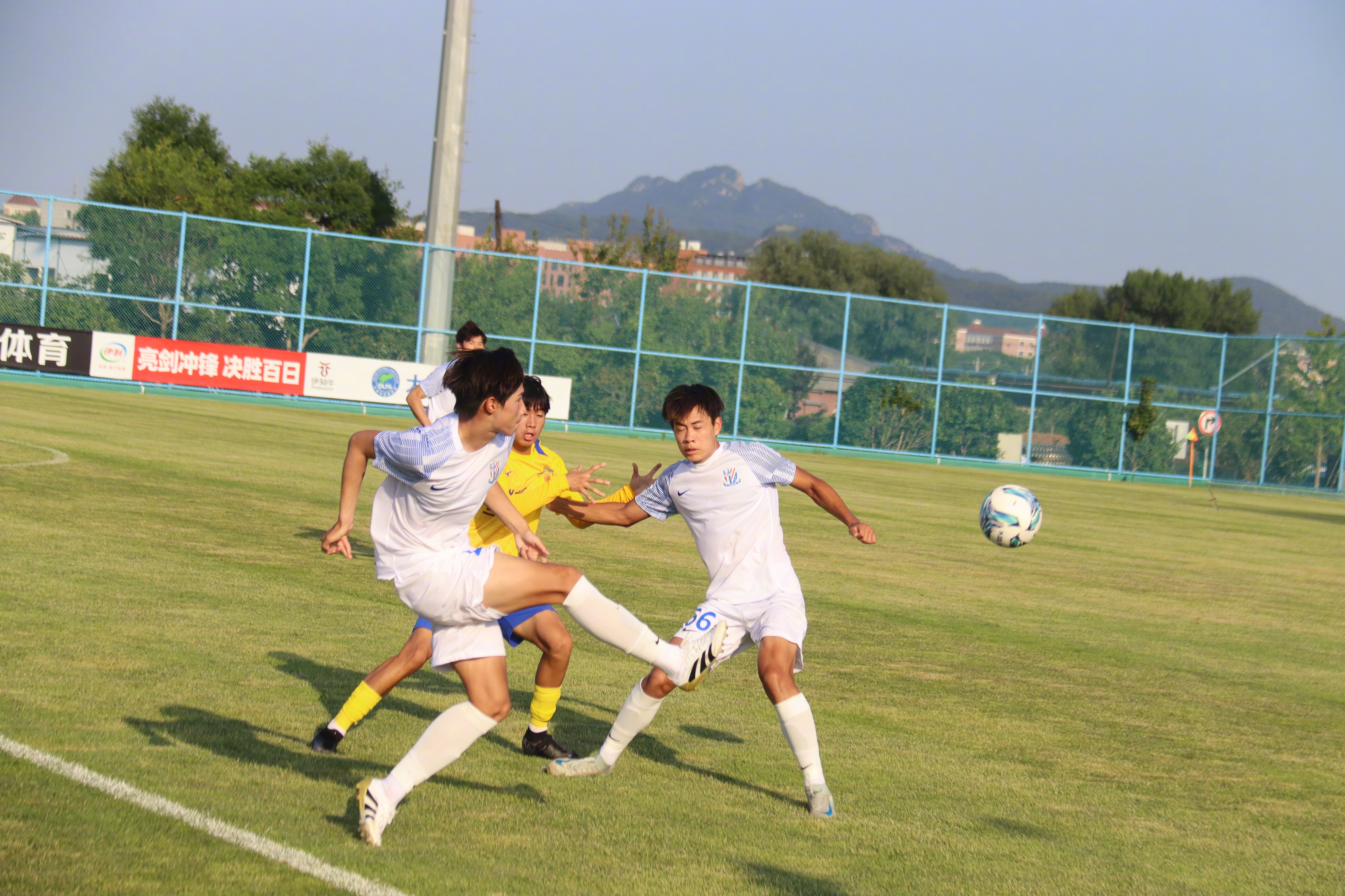 包含北京国安训练开放日，今晚豪取连胜引欢呼，荷甲在即，高层口径保持一致的词条-竞技宝网站